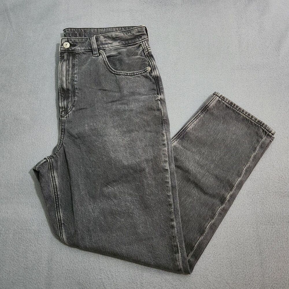 American Eagle Outfitters High-Rise Black Wash Jeans